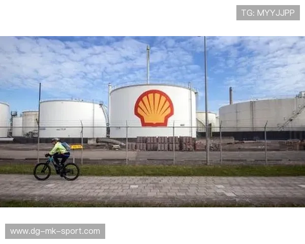 哥本哈根考虑出售顶级中卫，平衡战绩与财务的双赢抉择